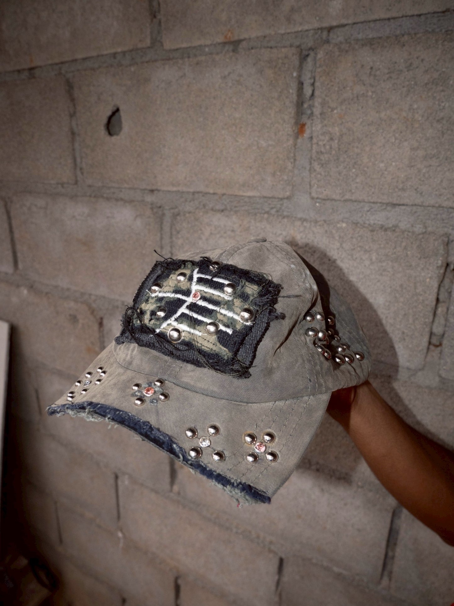 Custom cap stud vintage m