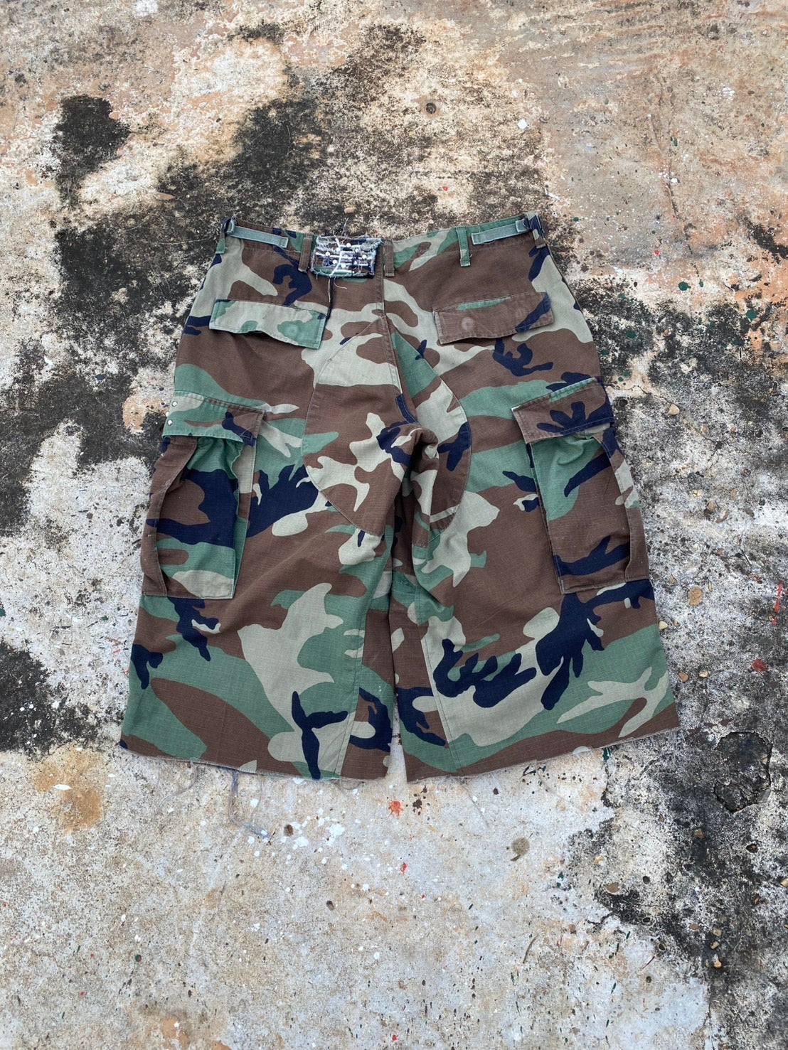 Custom Camo short vintage