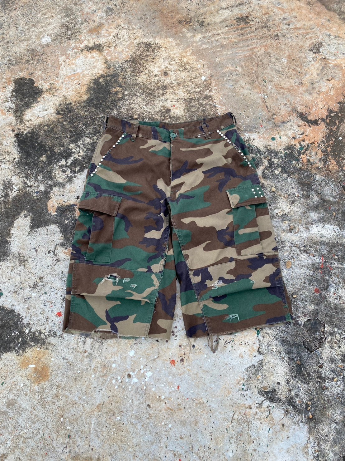 Custom short Camo thc