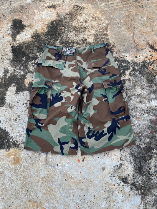 Custom Camo short vintage