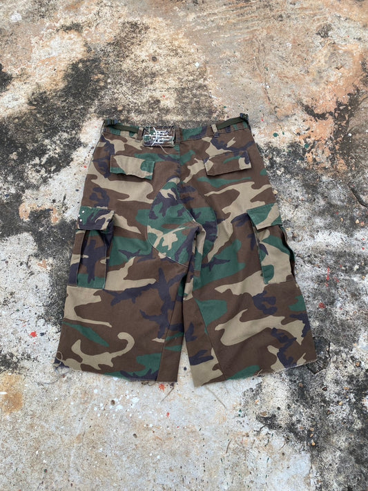 Custom short Camo thc