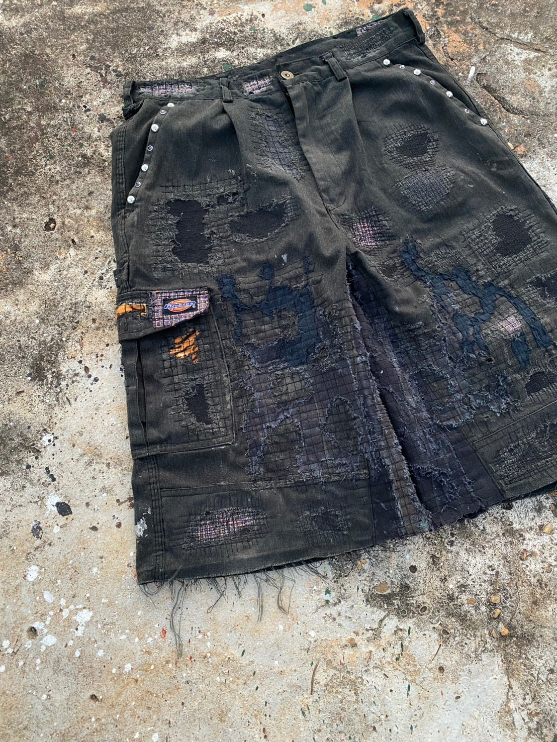 Dickies all black custom short pins