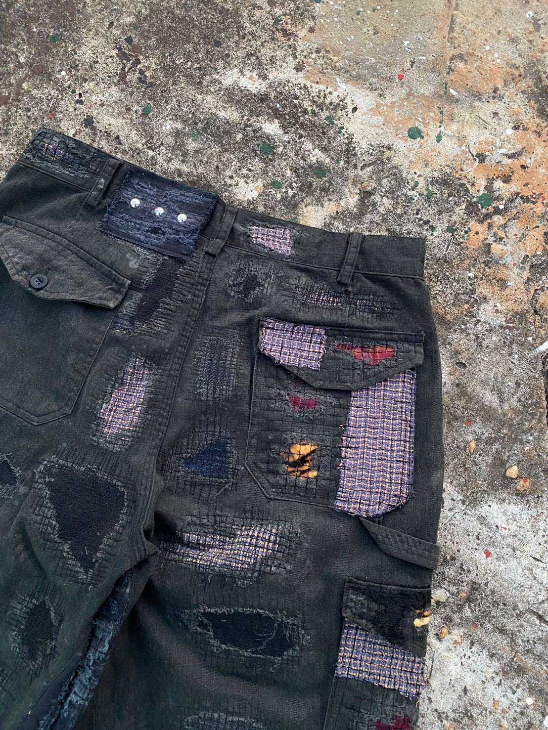 Dickies all black custom short pins